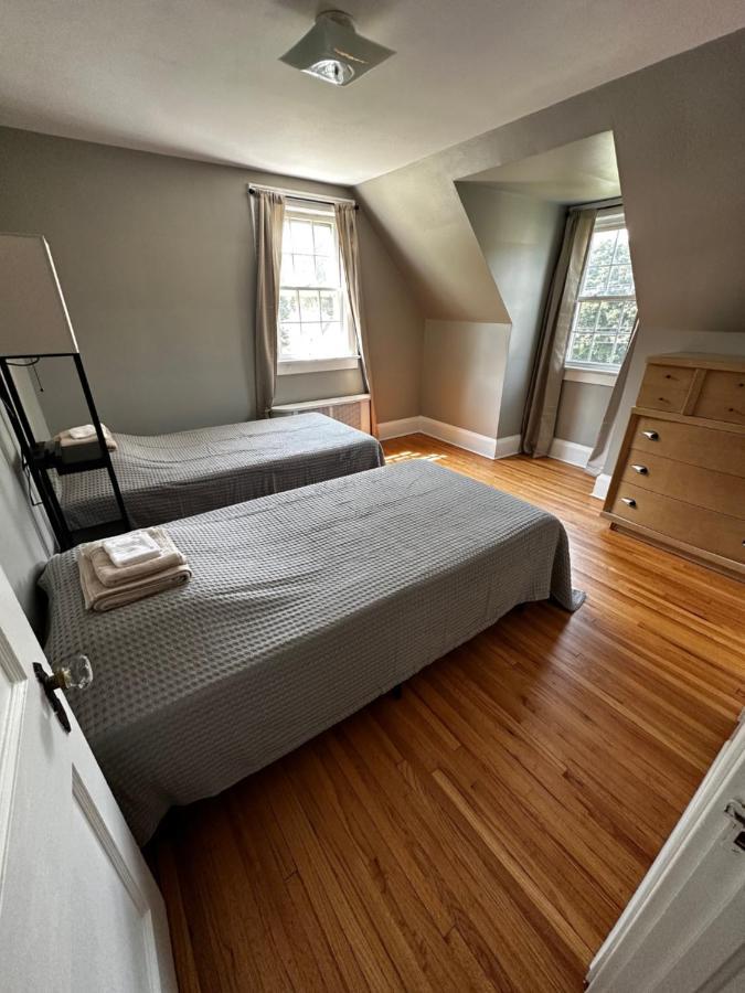 Cute Cape Cod Style Home Pittsfield Buitenkant foto