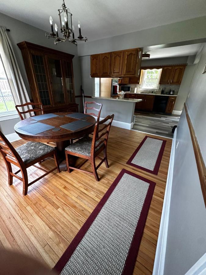 Cute Cape Cod Style Home Pittsfield Buitenkant foto
